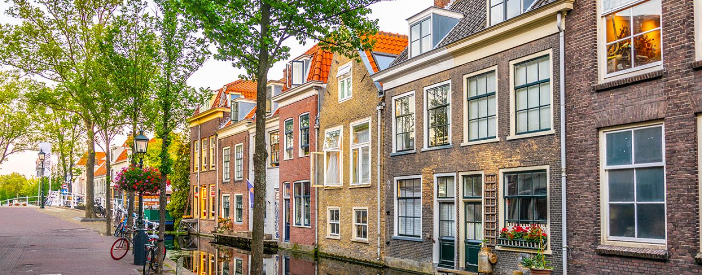 charming canal houses in Delft