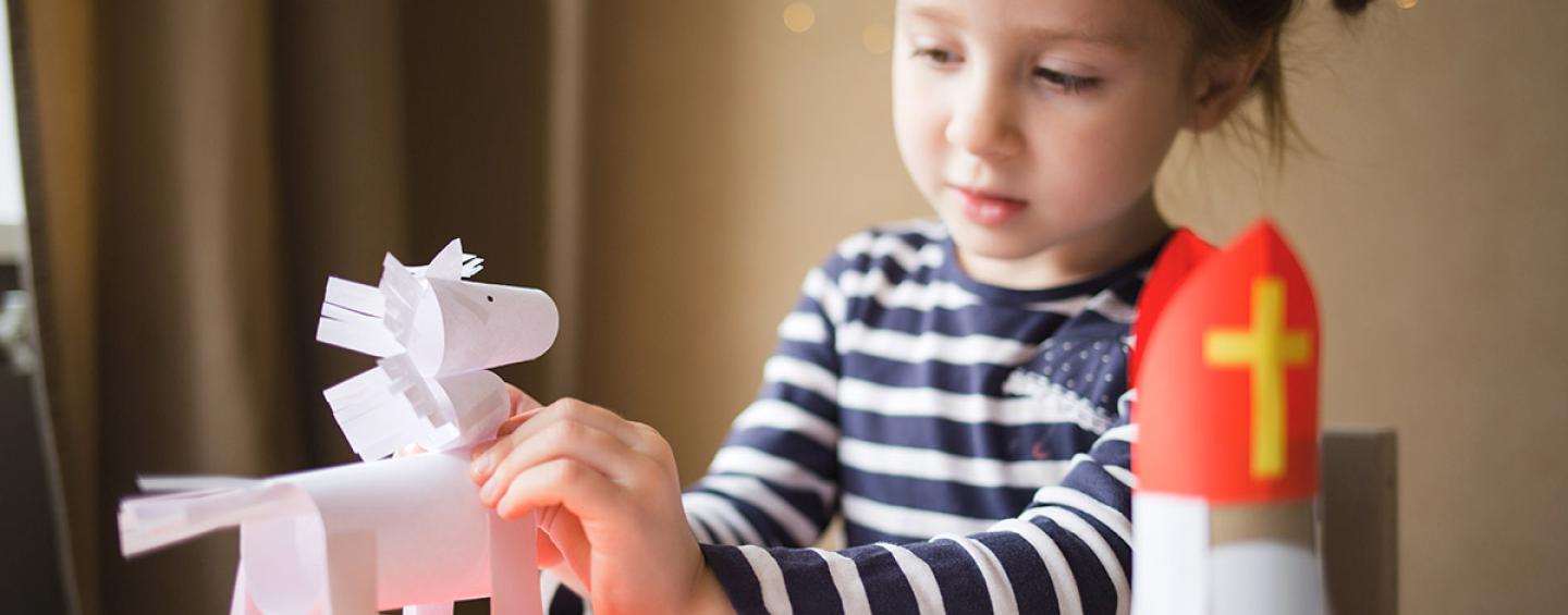 making sinterklaas crafts