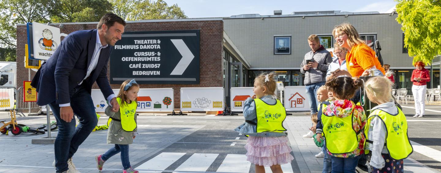 Children learning to traffic rules